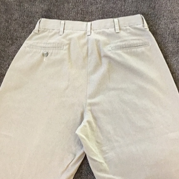 Wrangler 5 star Premium khakis - Picture 3 of 4
